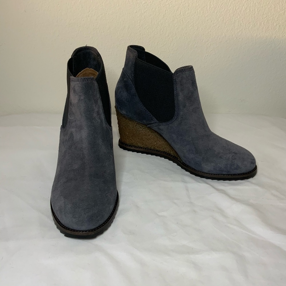 NWOT Trask Tatum Wedge Bootie